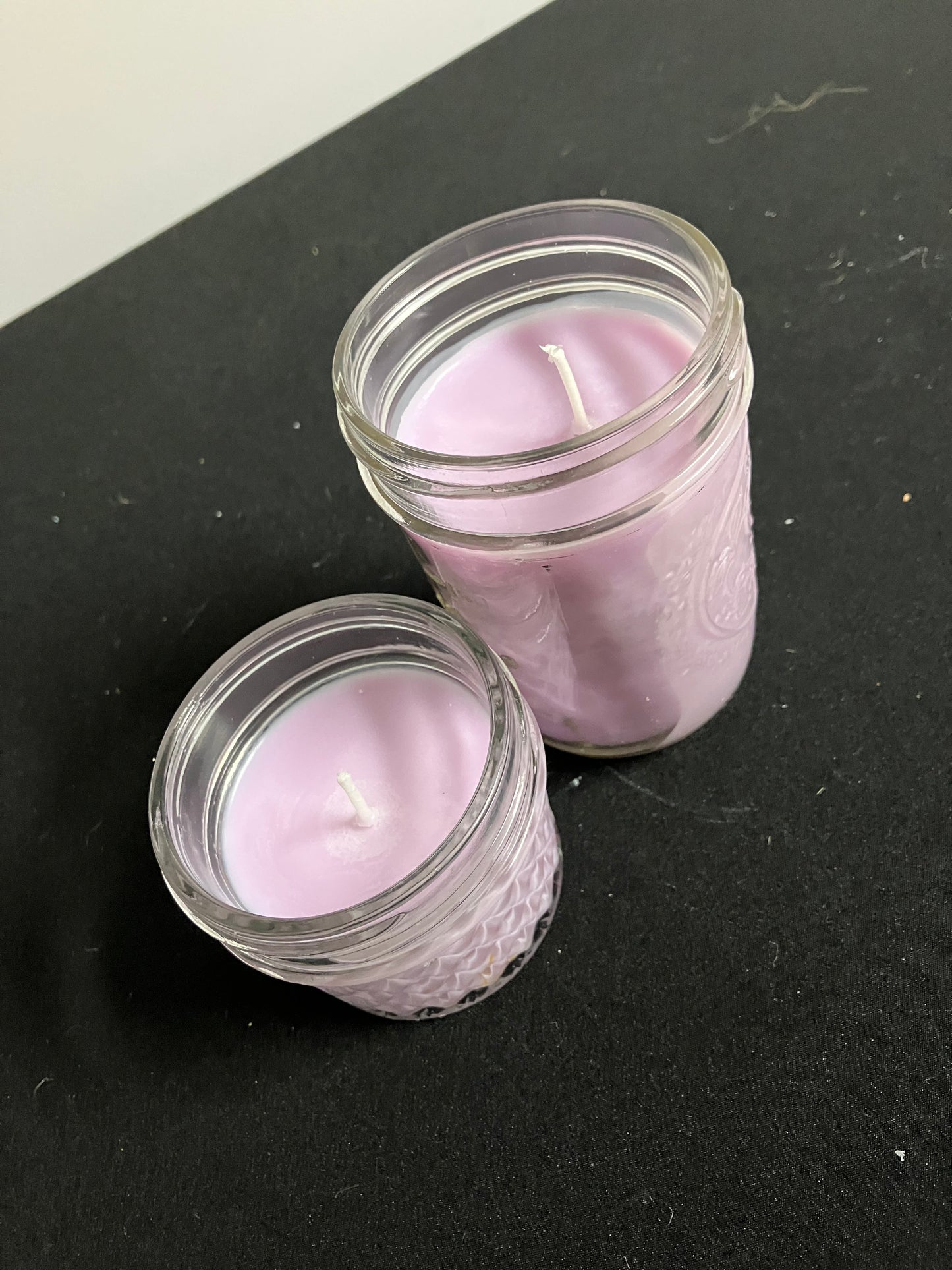 Sweet fruit candy scented candle